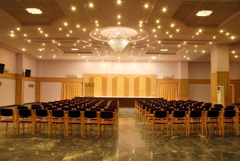 Paradise Isle Beach Resort Udupi Buitenkant foto