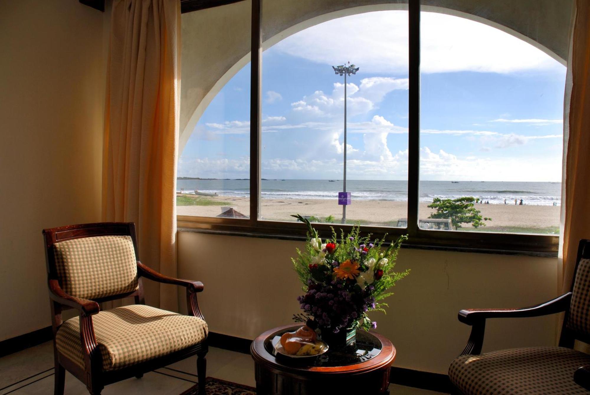 Paradise Isle Beach Resort Udupi Buitenkant foto