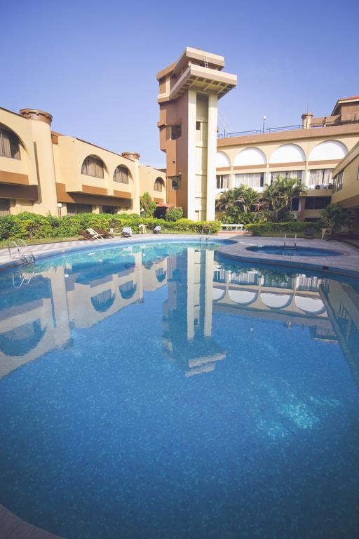 Paradise Isle Beach Resort Udupi Buitenkant foto